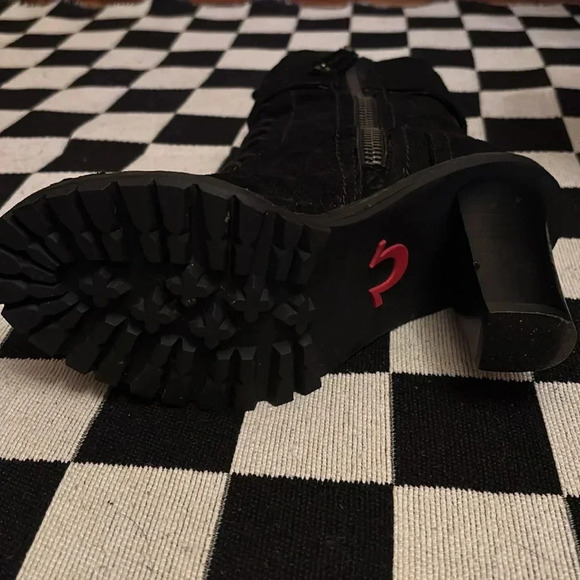 True religion black suede boots. Size 6.5. Zippers, buckles laces. Punk rock - Picture 6 of 16